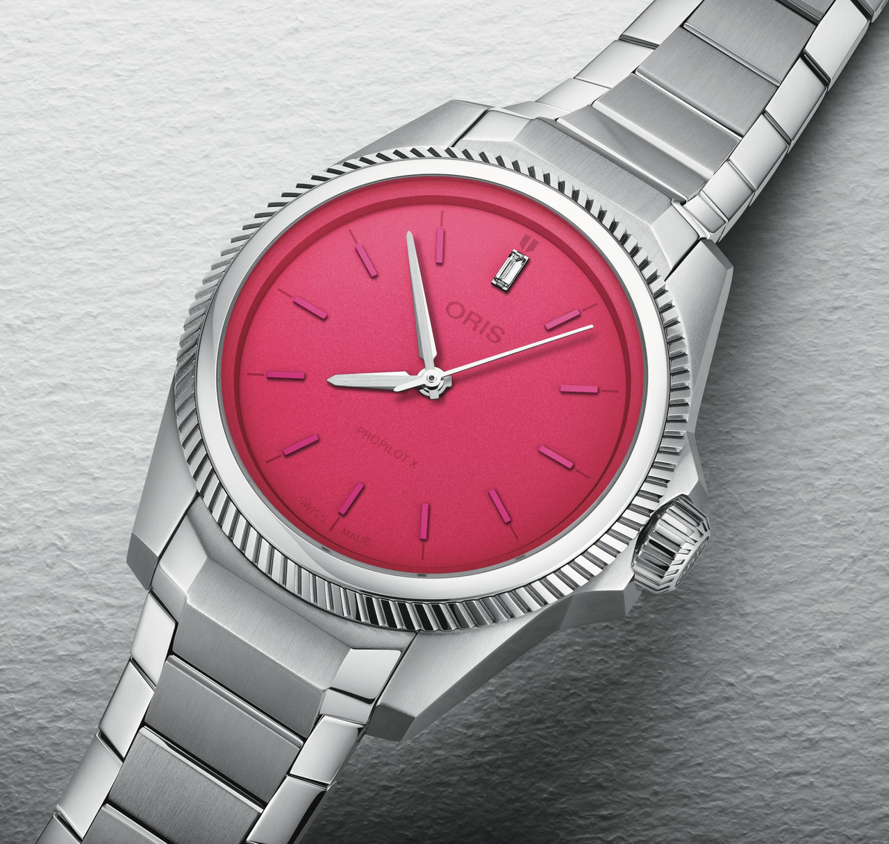 Oris ProPilot X Miss Piggy Edition 34 mm Automatic Watch Pink Dial